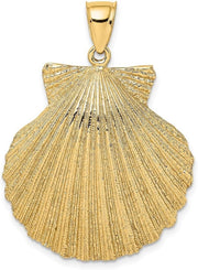 [14K] Gold Scallop Shell Pendant Necklace Textured Measures 38X29.6Mm Wide 5.6Mm Thick