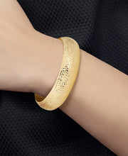 [14K] Gold Diamond-Cut Wide Bangle Bracelet